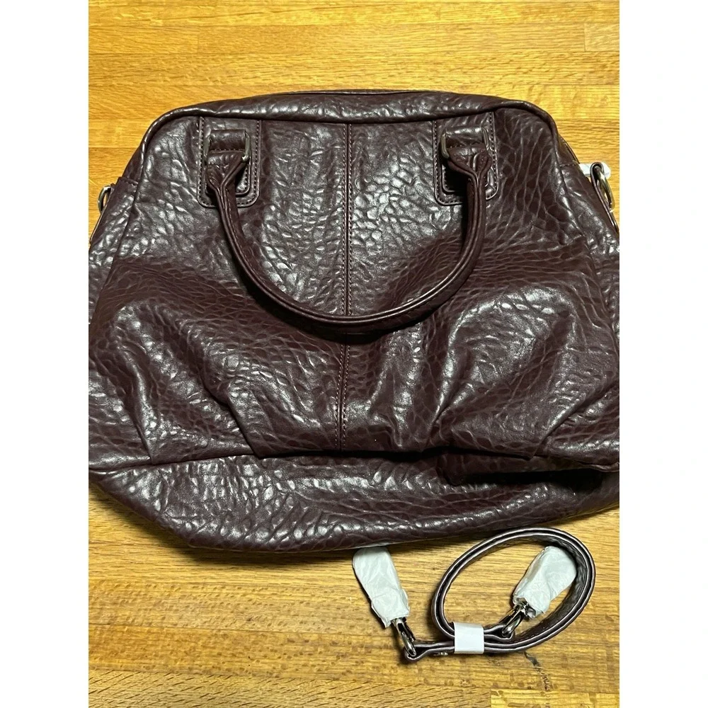 31 Thirty One ~Purse Couture Street Jewell Vintage Pebble Deep Plum Shoulder Bag